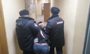 В Татарске сотрудники линейной полиции задержали за кражу телефона молодого устьтарца